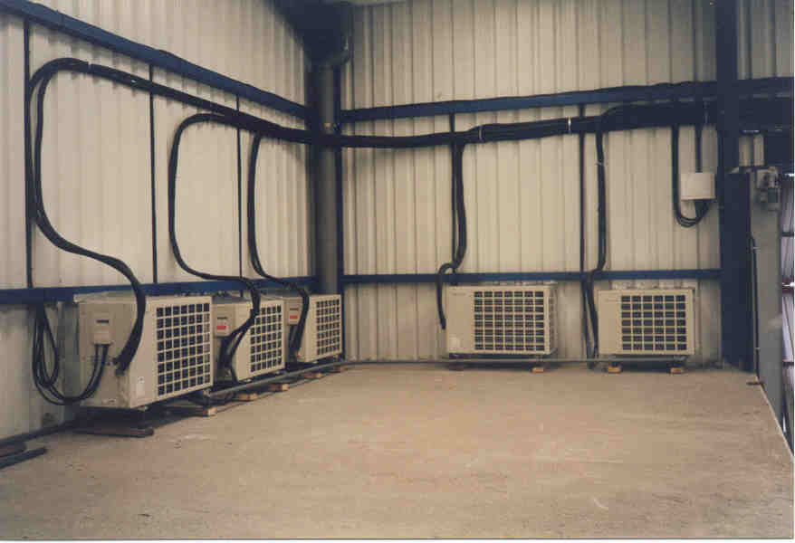 unidades condensadoras en sobretecho para aire acondicionado